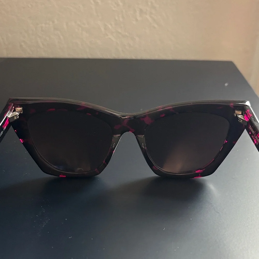 Black and pink YSL Sunglasses - Picture 3 of 6
